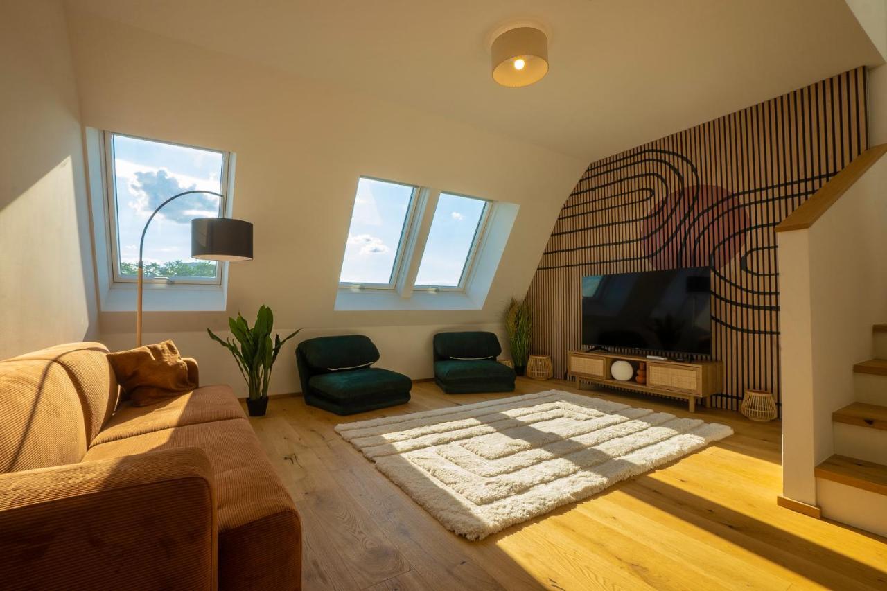 Orestaliving - Penthouse In 2Nd District With View Wien Exterior foto